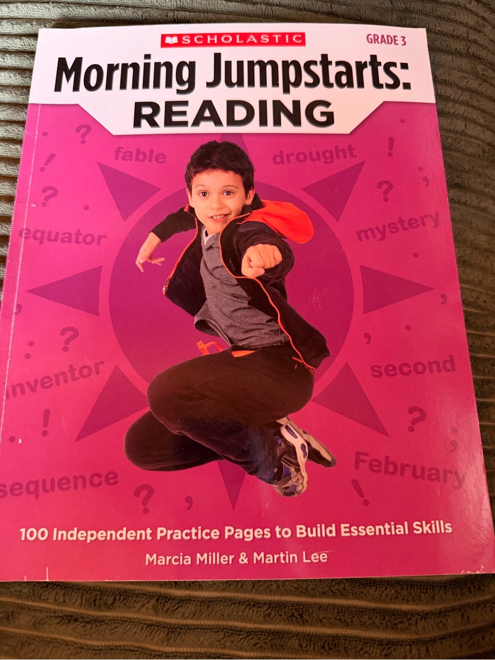 Scholastic Morning Jumpstarts: Reading worksheets